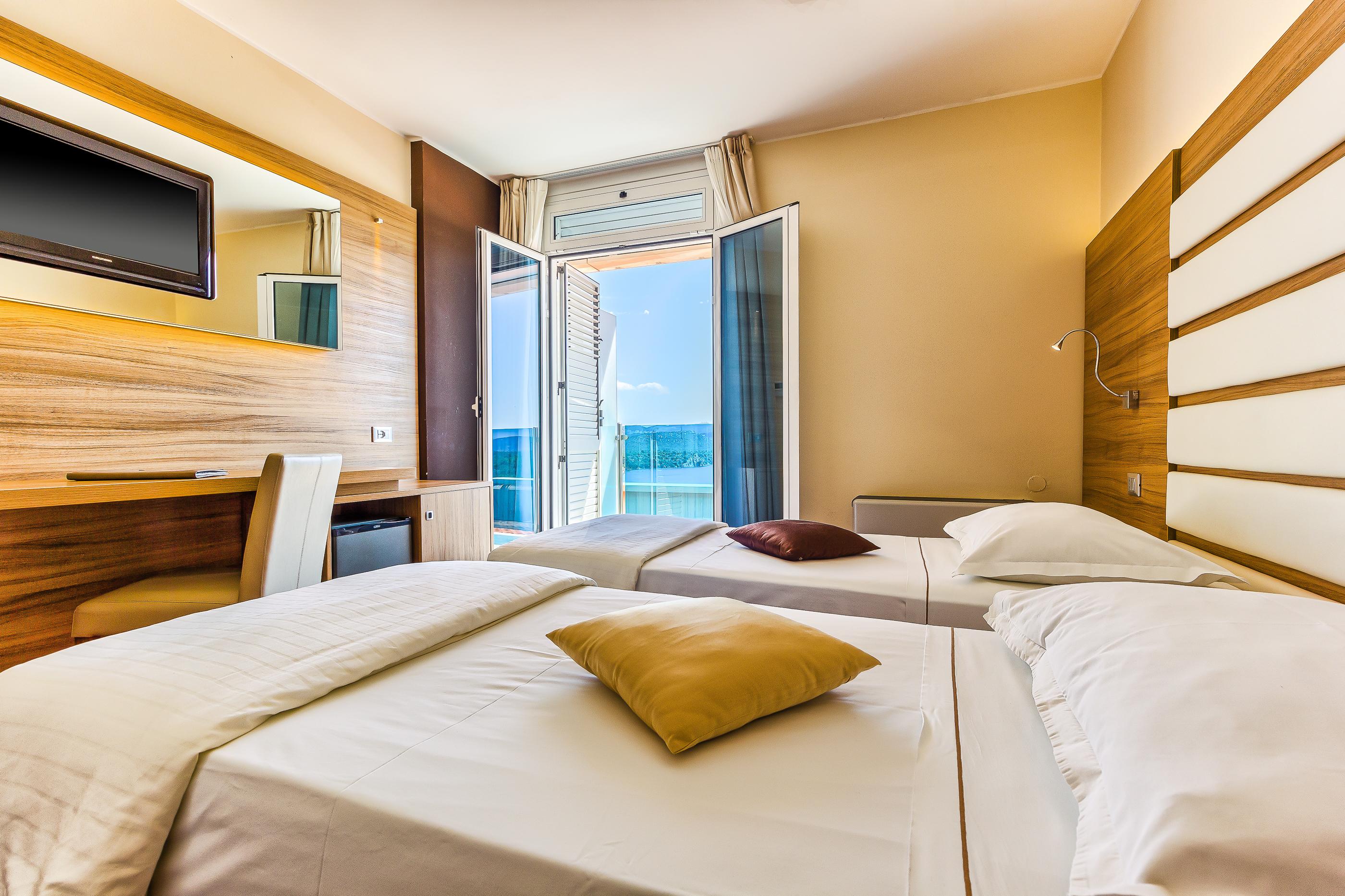 Hotel Panorama Sibenik Bagian luar foto