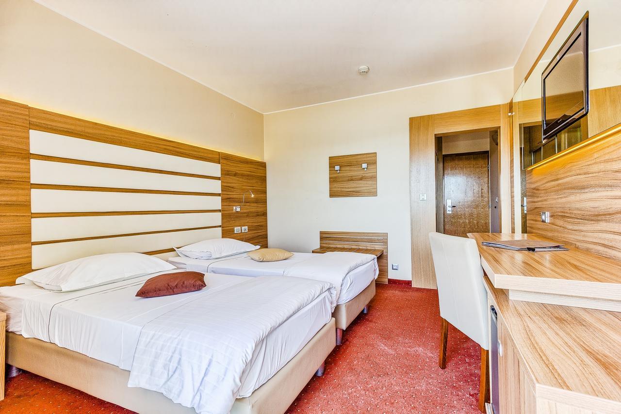 Hotel Panorama Sibenik Bagian luar foto