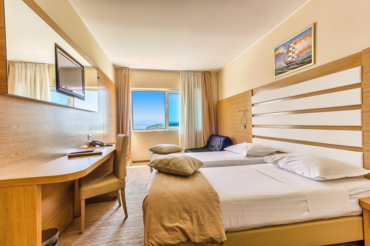 Hotel Panorama Sibenik Bagian luar foto