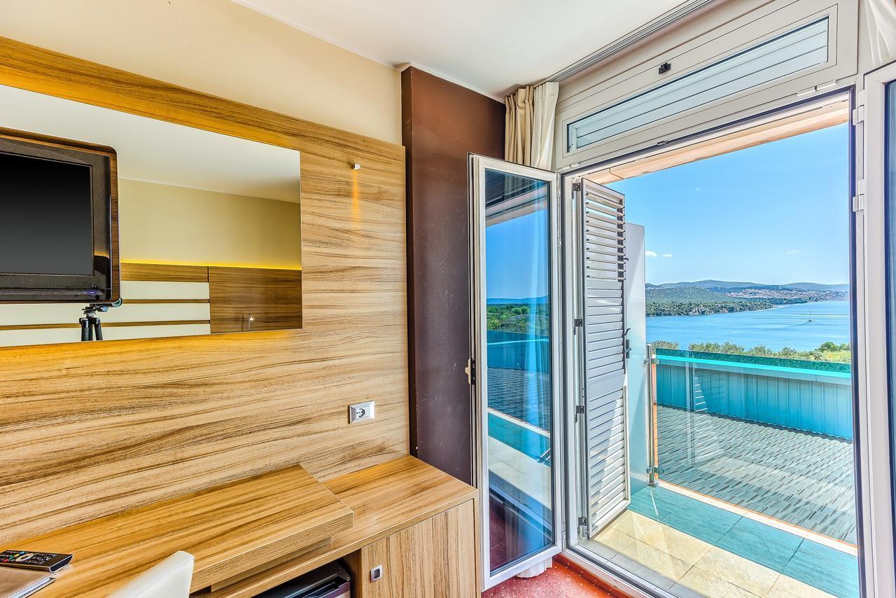 Hotel Panorama Sibenik Bagian luar foto