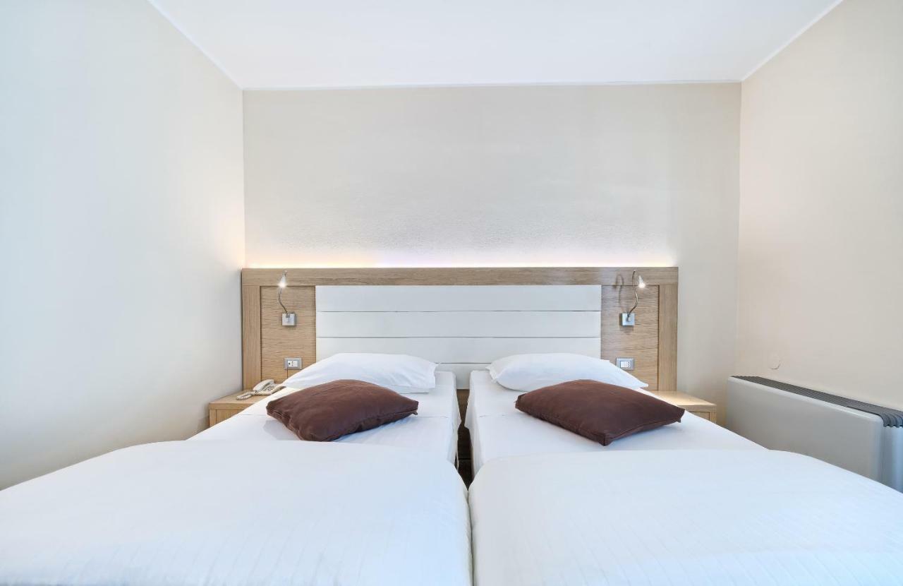Hotel Panorama Sibenik Bagian luar foto